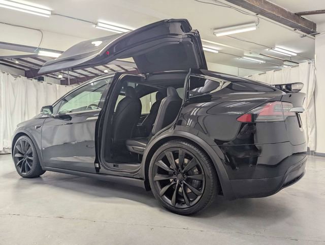 Used 2020 Tesla Model X Long Range image 4