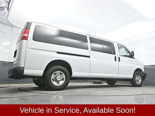 Used 2024 Chevrolet Express 3500 LS RWD image 39