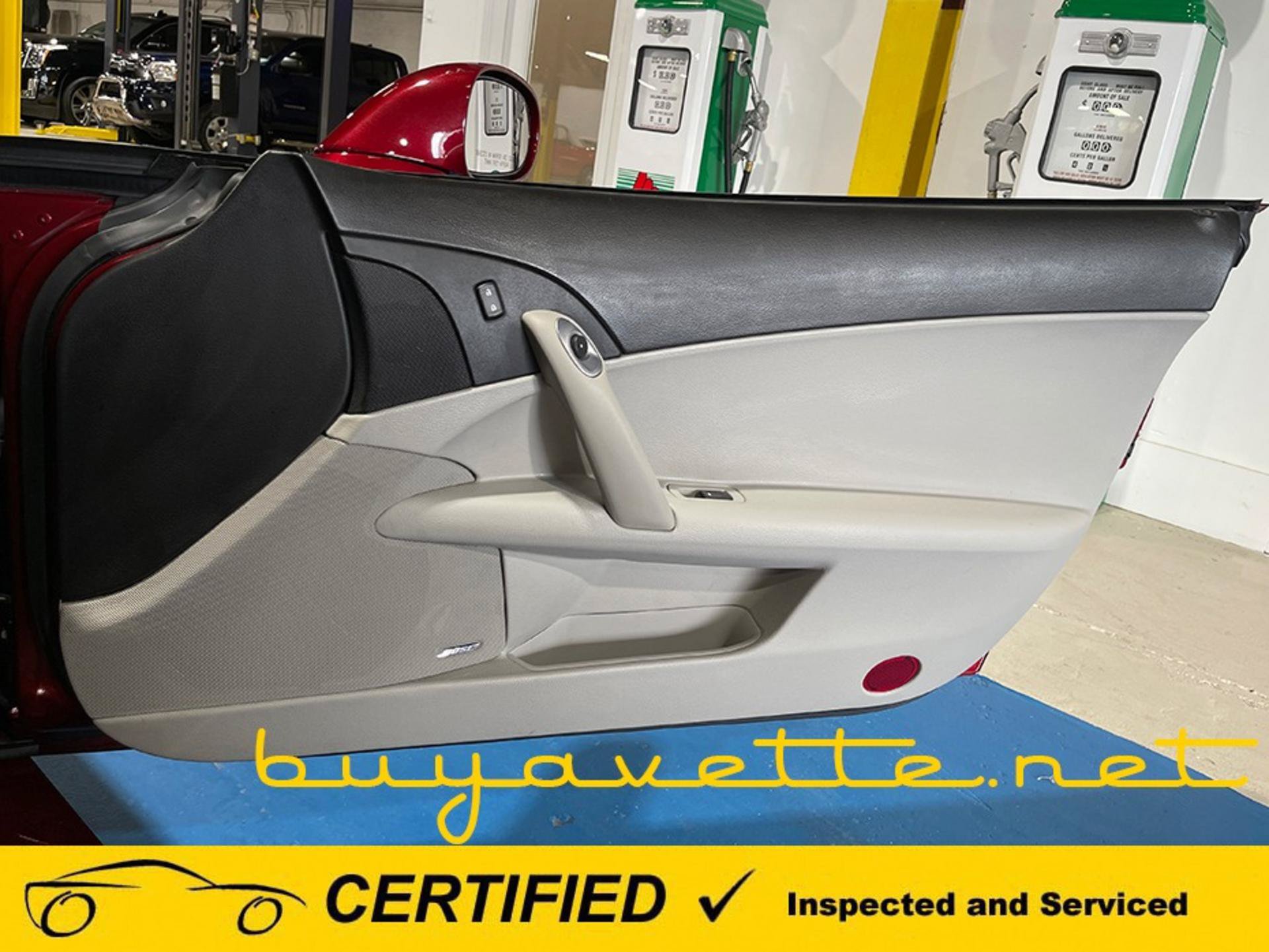 Used 2007 Chevrolet Corvette Convertible w/ Preferred Equipment Group RWD image 25
