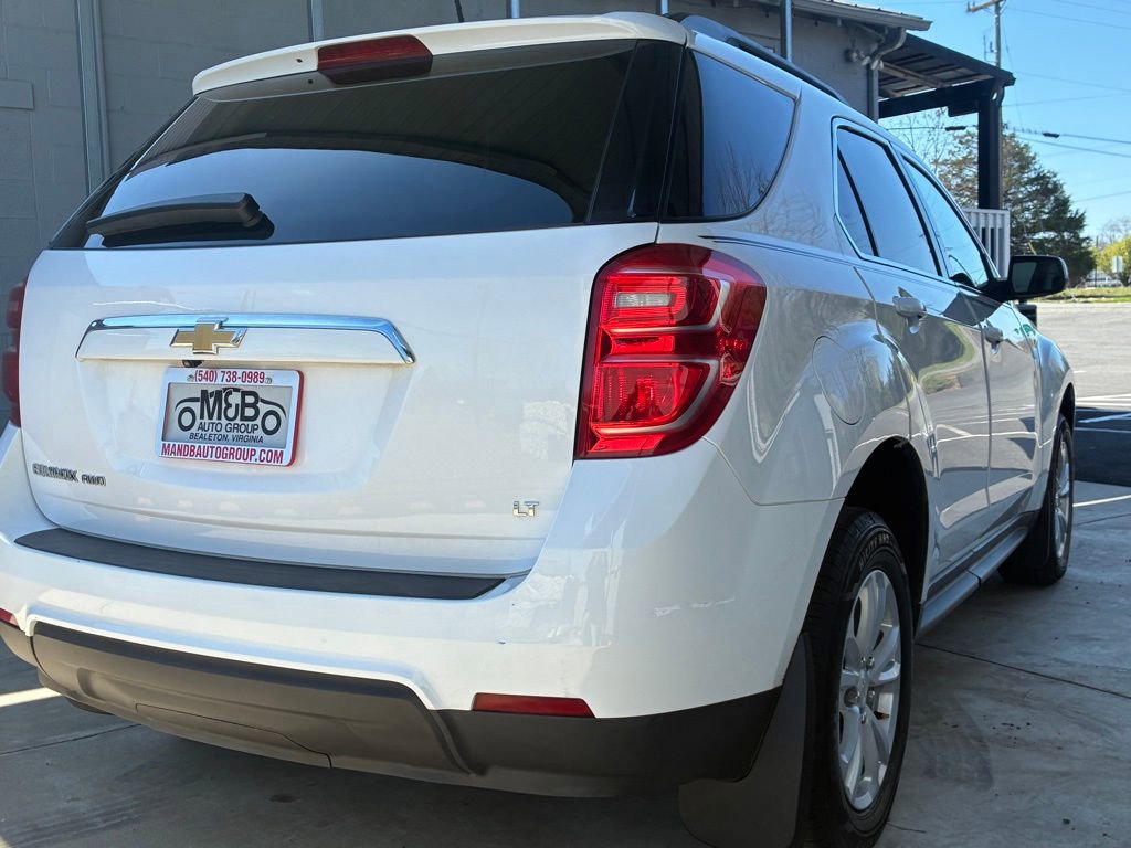 Used 2017 Chevrolet Equinox LT image 4