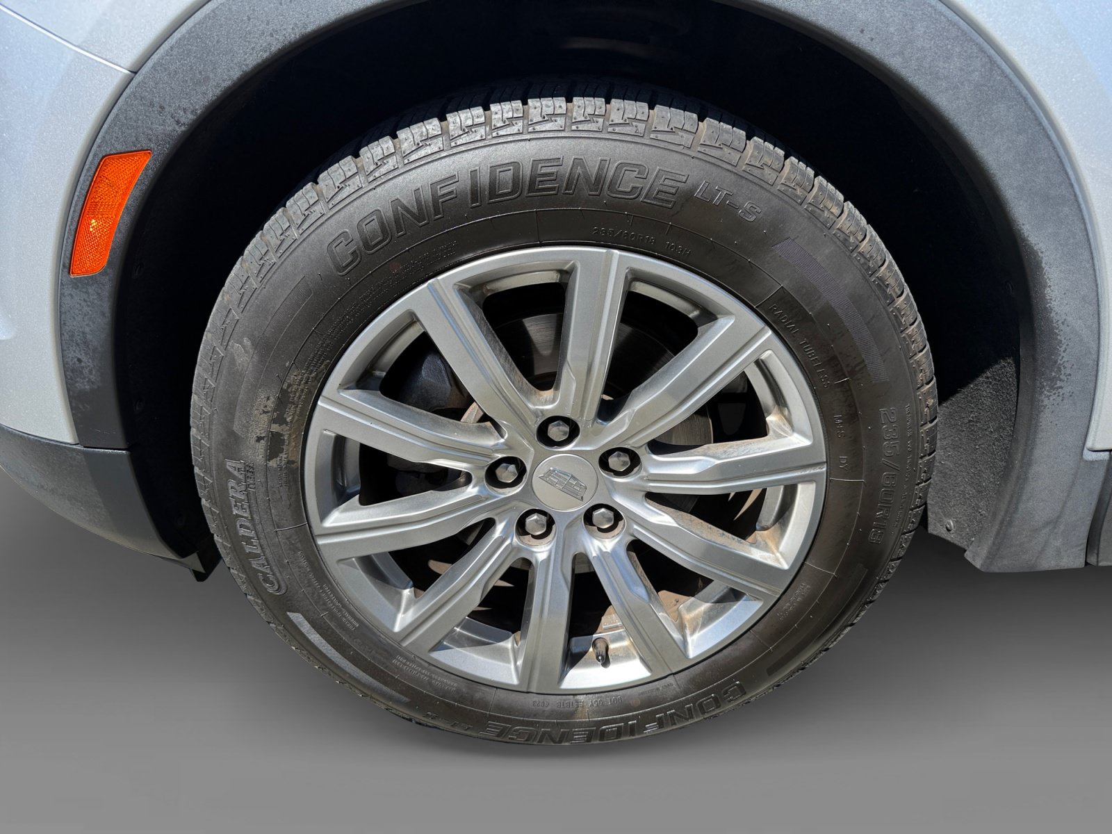 Used 2019 Cadillac XT4 Premium Luxury FWD image 9