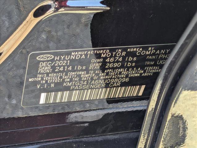 Used 2022 Genesis G70 2.0T w/ Prestige Package image 25