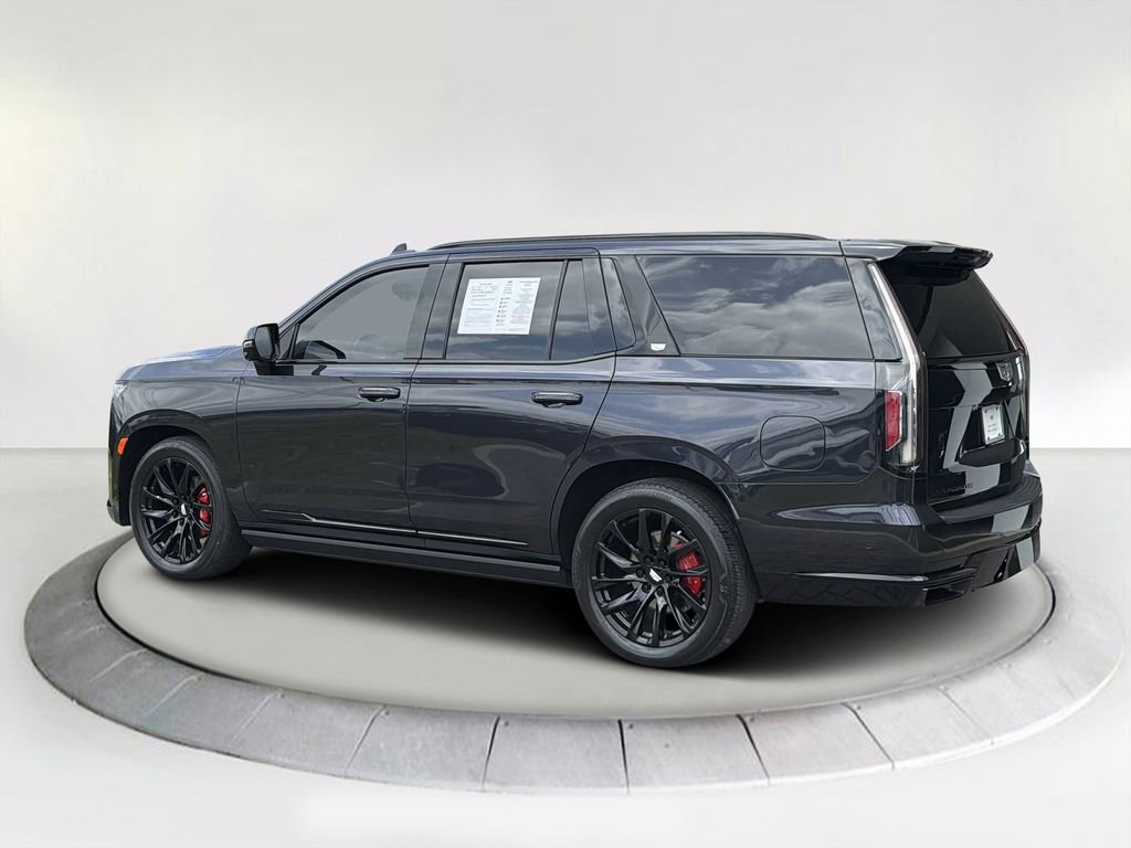 Certified 2024 Cadillac Escalade Sport Platinum w/ LPO, ONYX Package AWD/4WD image 3