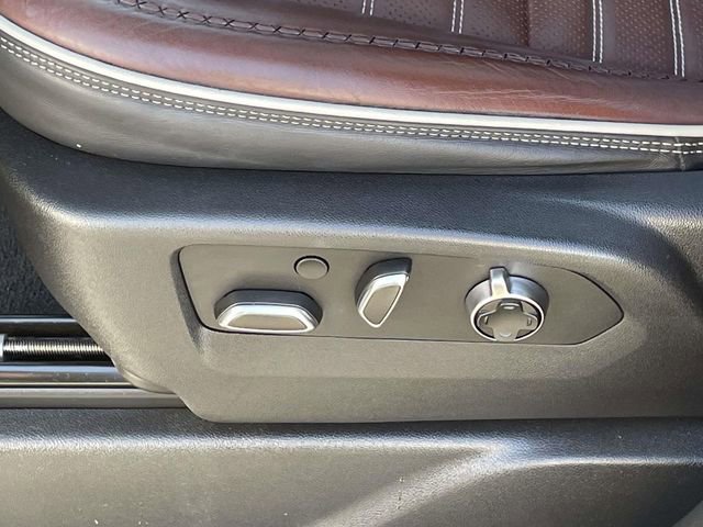 Used 2023 GMC Yukon XL Denali Ultimate image 19