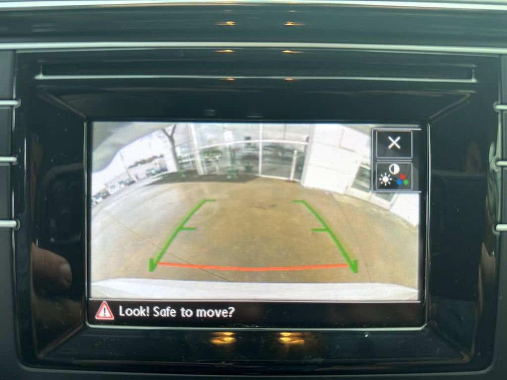 Used 2016 Volkswagen Passat 1.8T S image 19