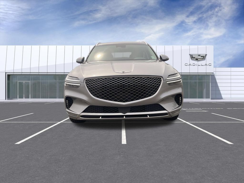Used 2025 Genesis GV70 2.5T AWD/4WD image 3