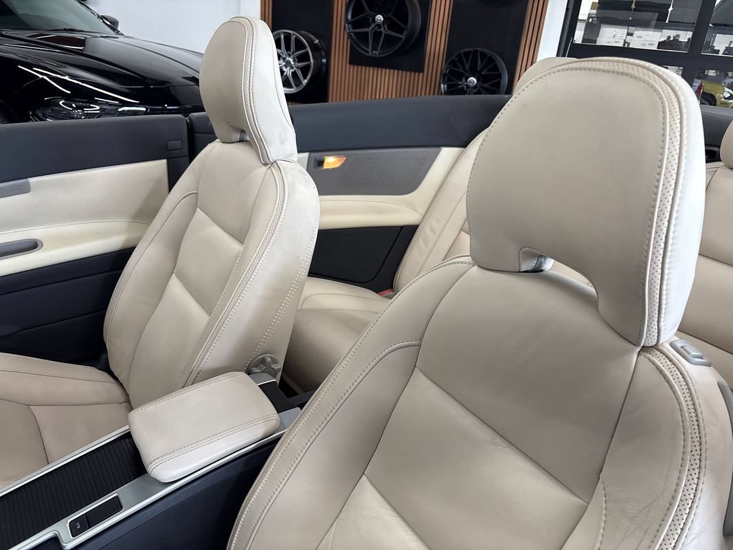 Used 2013 Volvo C70 T5 FWD image 38