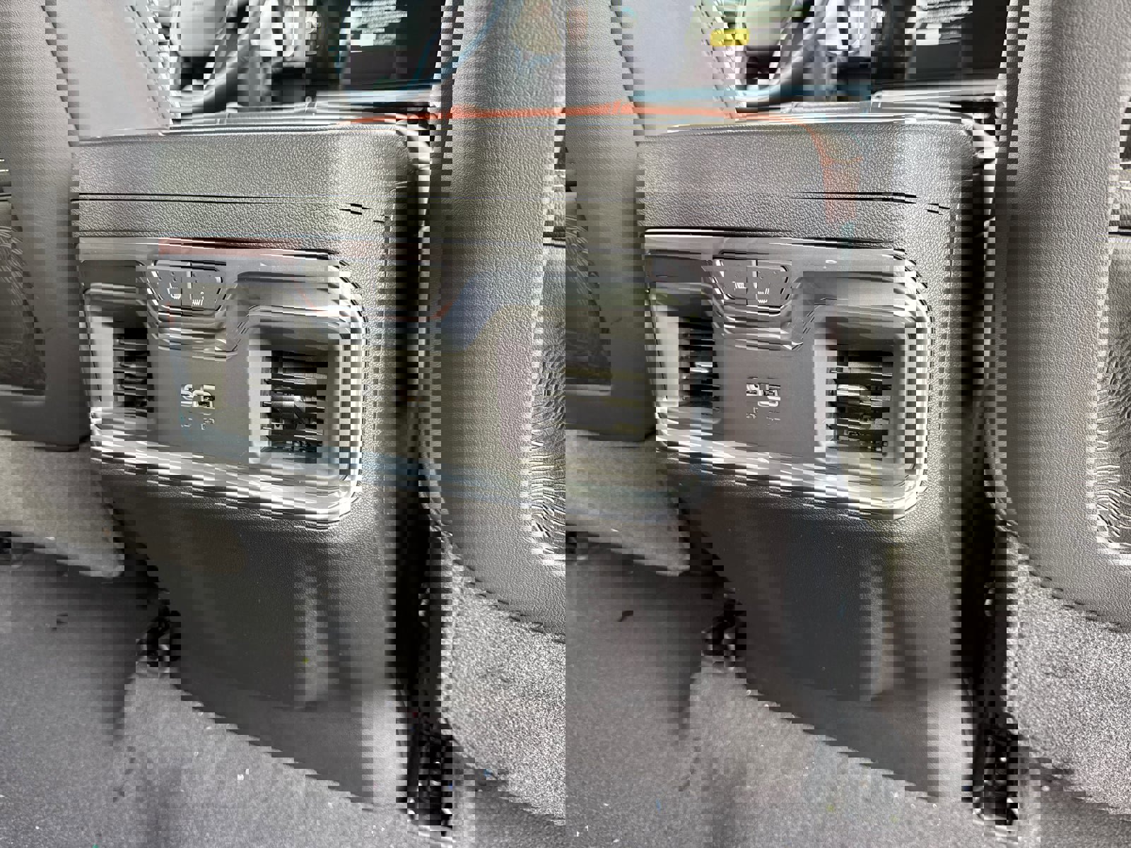 New 2026 GMC Sierra 3500 Denali Ultimate image 21