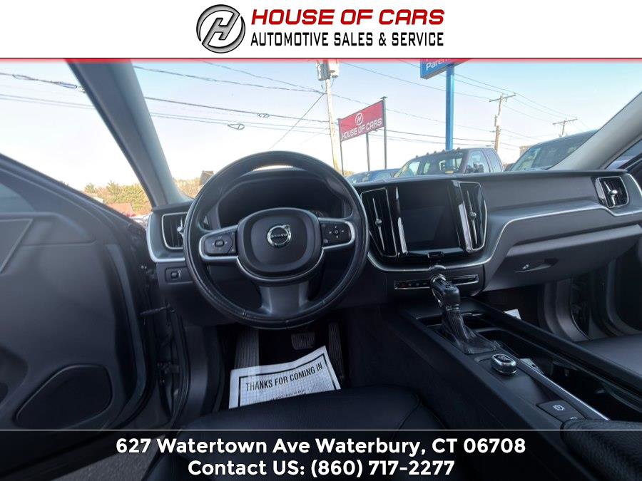 Used 2018 Volvo XC60 T5 Momentum w/ Vision Package image 35