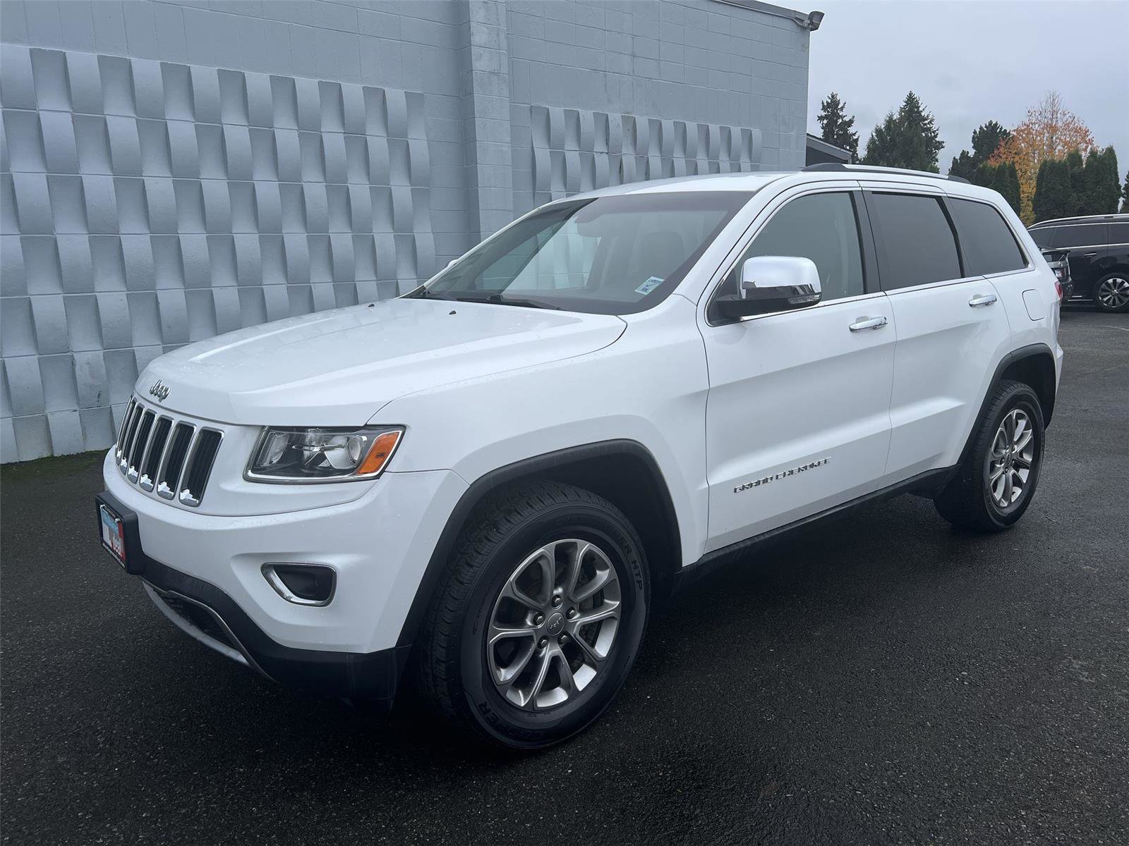 Used 2014 Jeep Grand Cherokee Limited w/ Trailer Tow Group IV