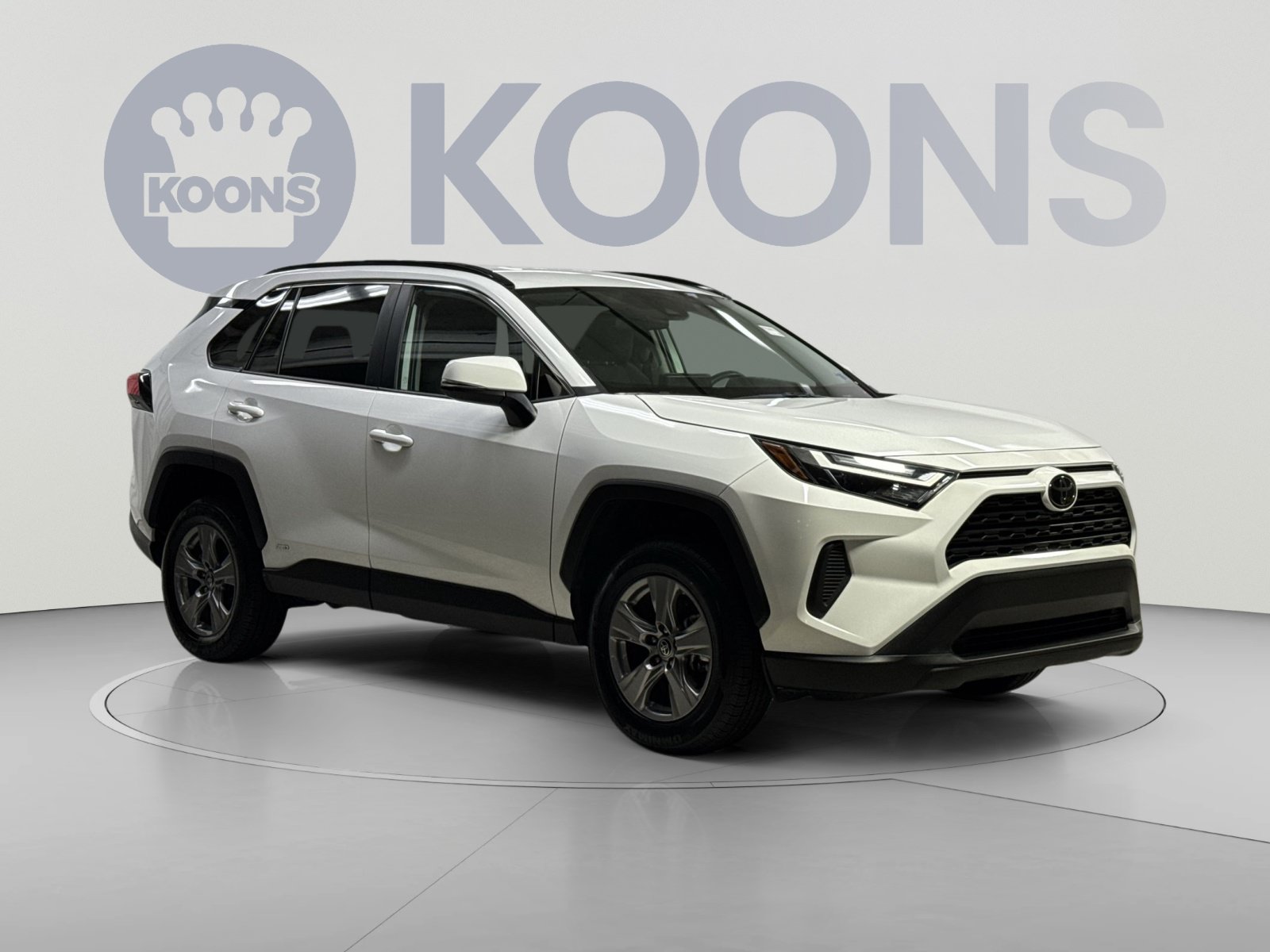Used 2025 Toyota RAV4 LE AWD/4WD image 22