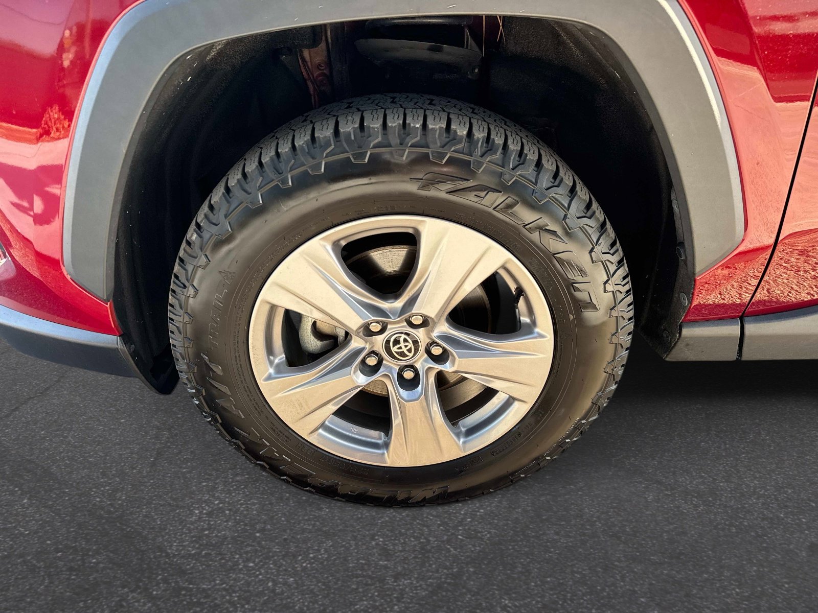 Used 2022 Toyota RAV4 XLE w/ Convenience Package image 10