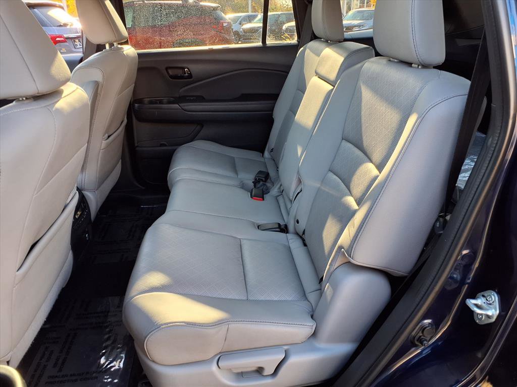 Used 2023 Honda Passport Elite image 8