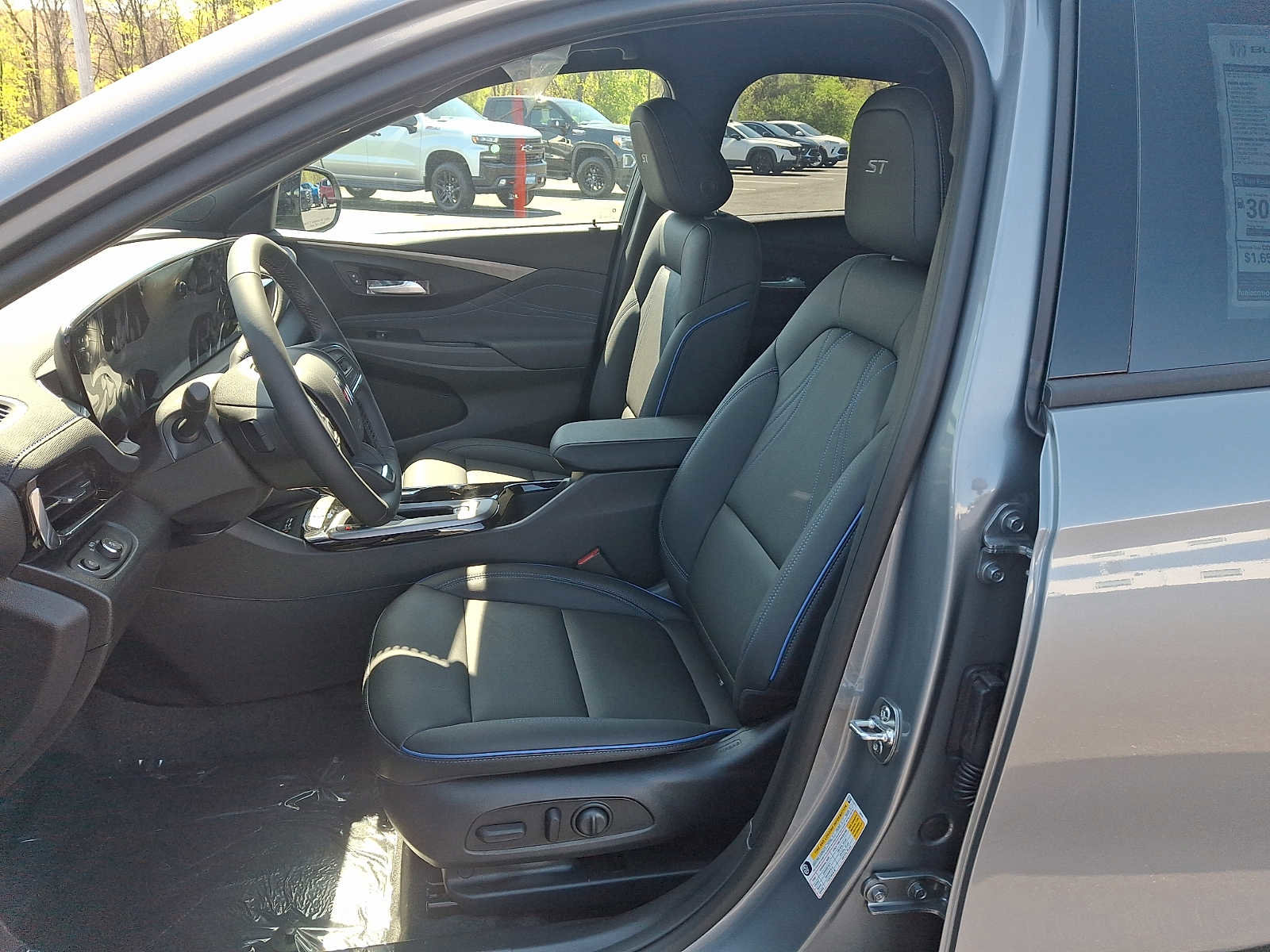 New 2026 Buick Envista Sport Touring w/ Convenience I Package FWD image 11