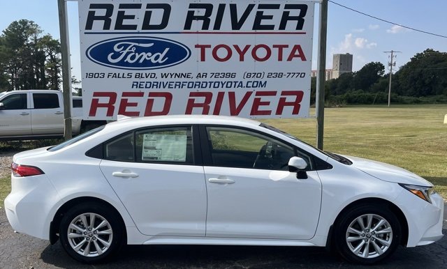 Used 2025 Toyota Corolla LE w/ LE Premium Package