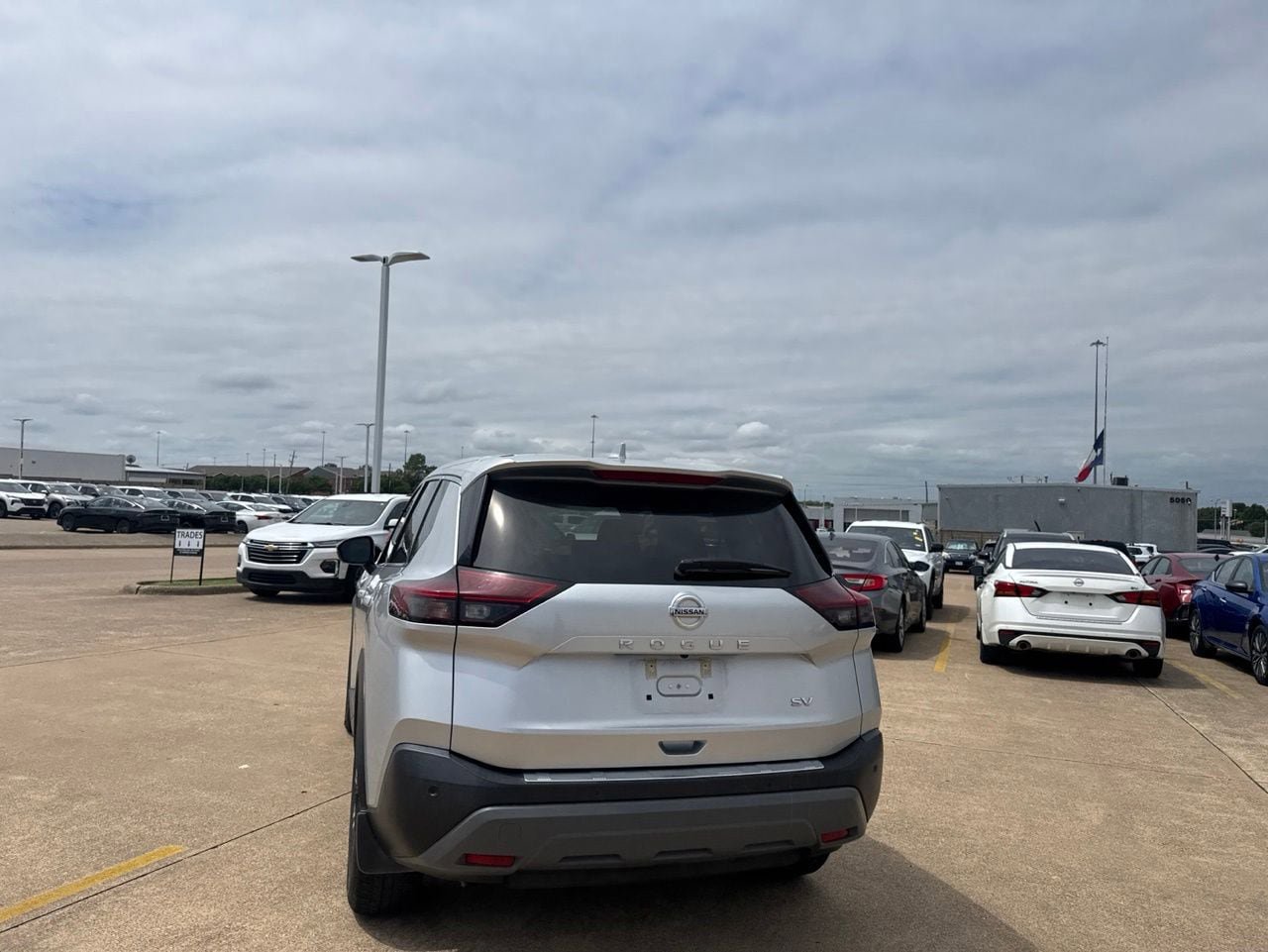 Certified 2021 Nissan Rogue SV FWD image 15