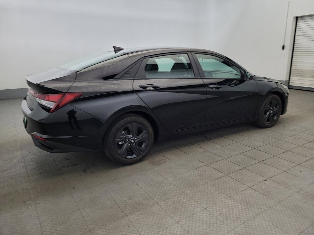 Used 2023 Hyundai Elantra SEL FWD image 10