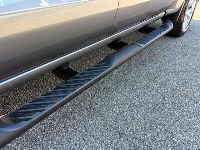 Used 2021 Chevrolet Silverado 1500 Custom w/ Safety Confidence Package AWD/4WD image 10
