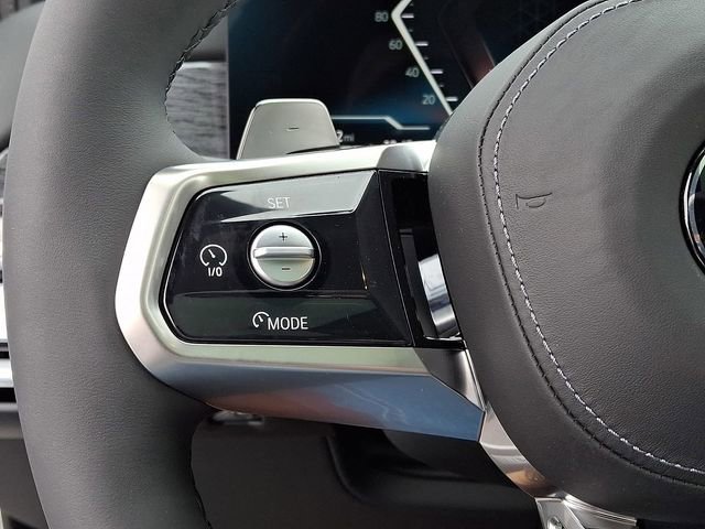 New 2026 BMW 760i xDrive w/ Premium Package image 18