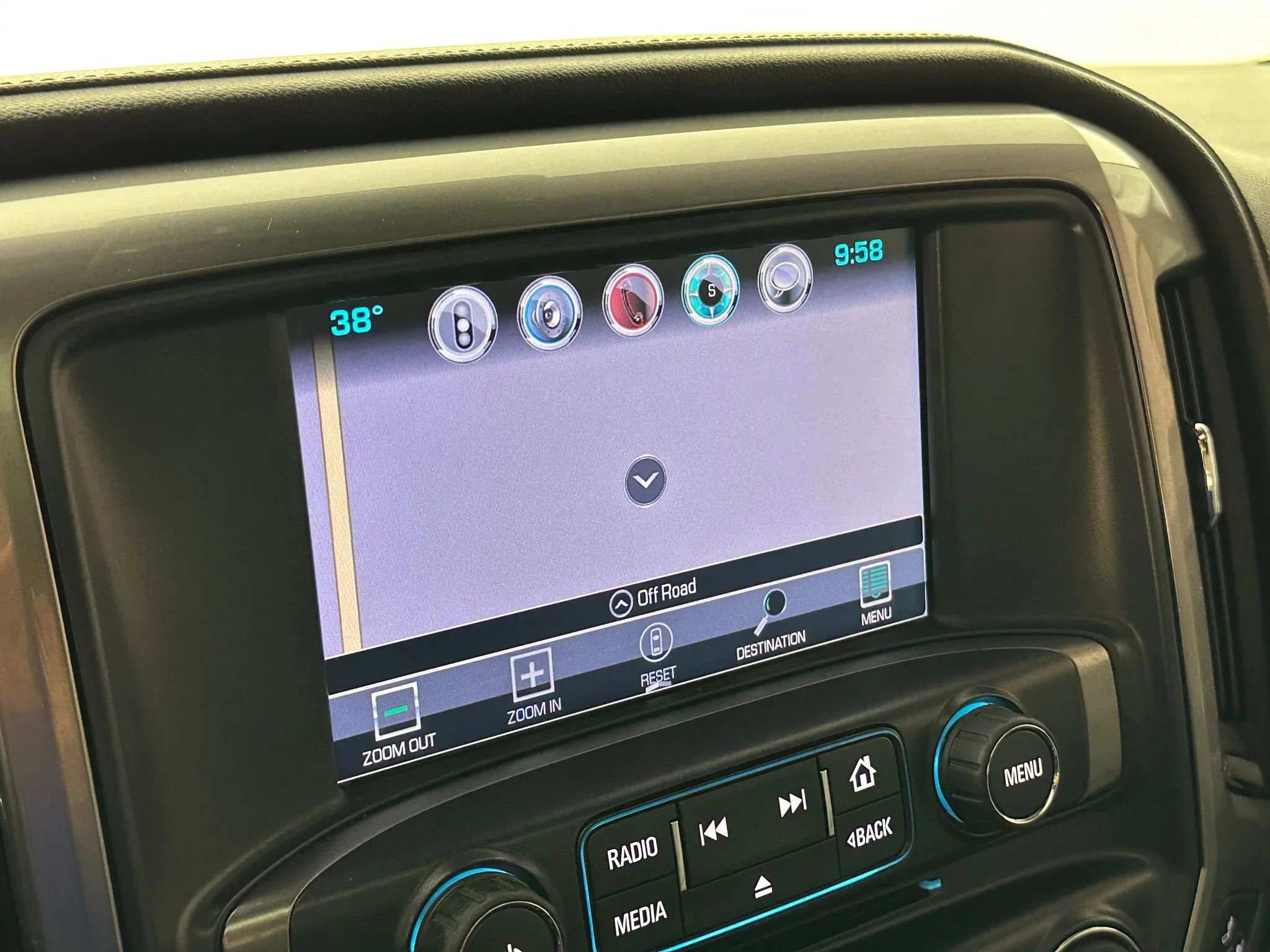 Used 2016 Chevrolet Silverado 1500 LTZ Z71 w/ LTZ Plus Package image 40