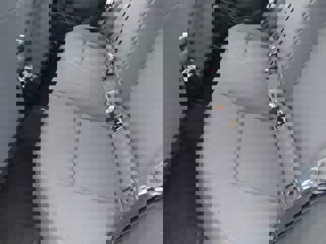 Used 2023 Toyota Corolla LE image 7