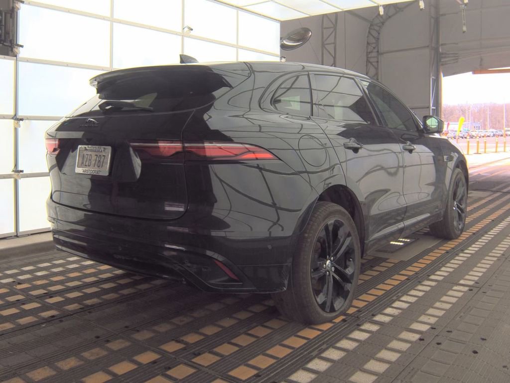 Used 2025 Jaguar F-PACE R-Dynamic S AWD/4WD image 2