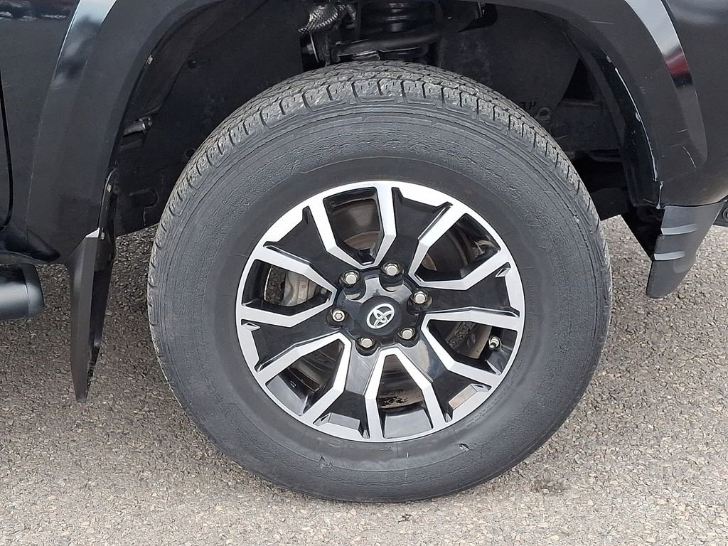 Used 2021 Toyota Tacoma TRD Sport image 8