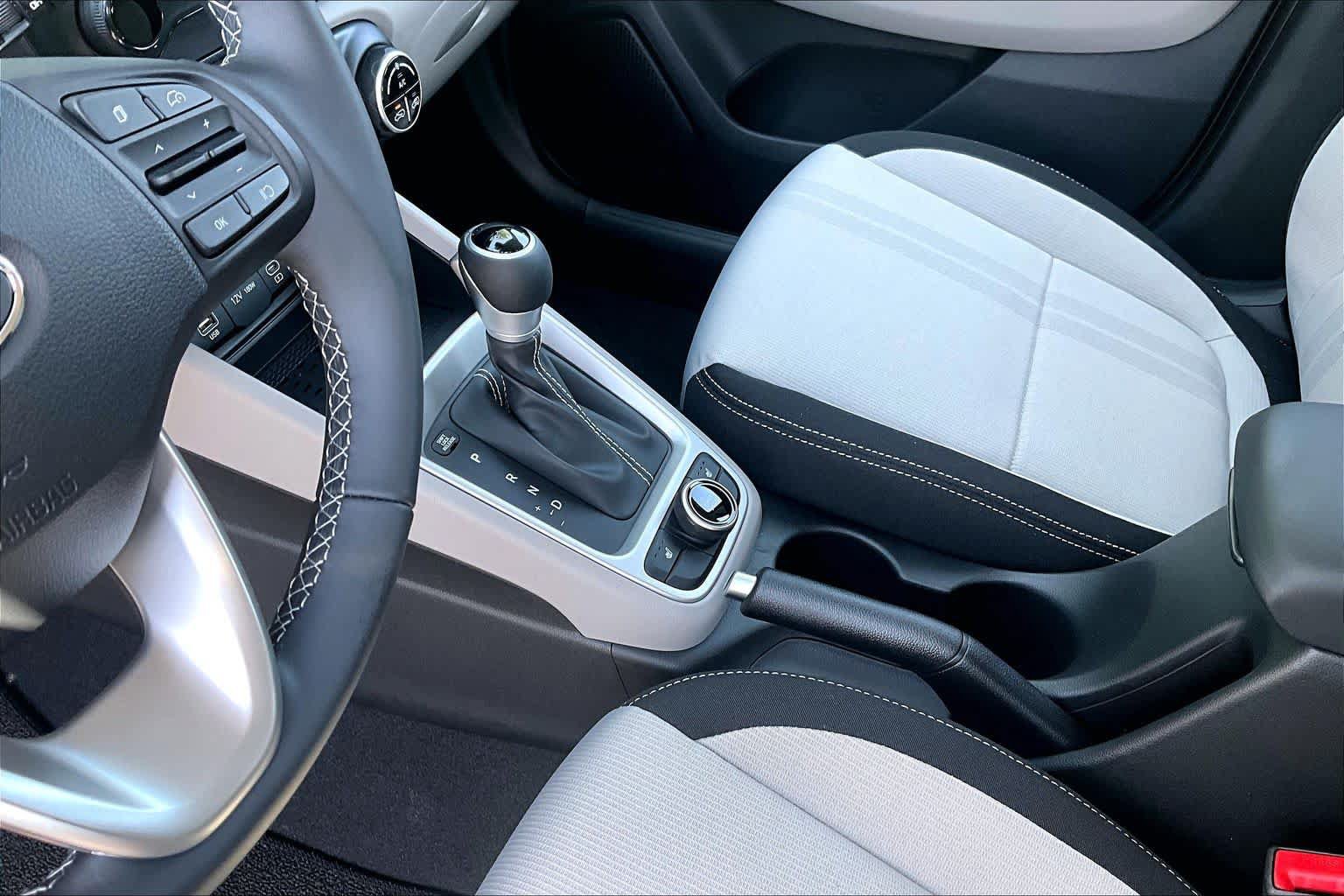 New 2026 Hyundai Venue SEL FWD image 11