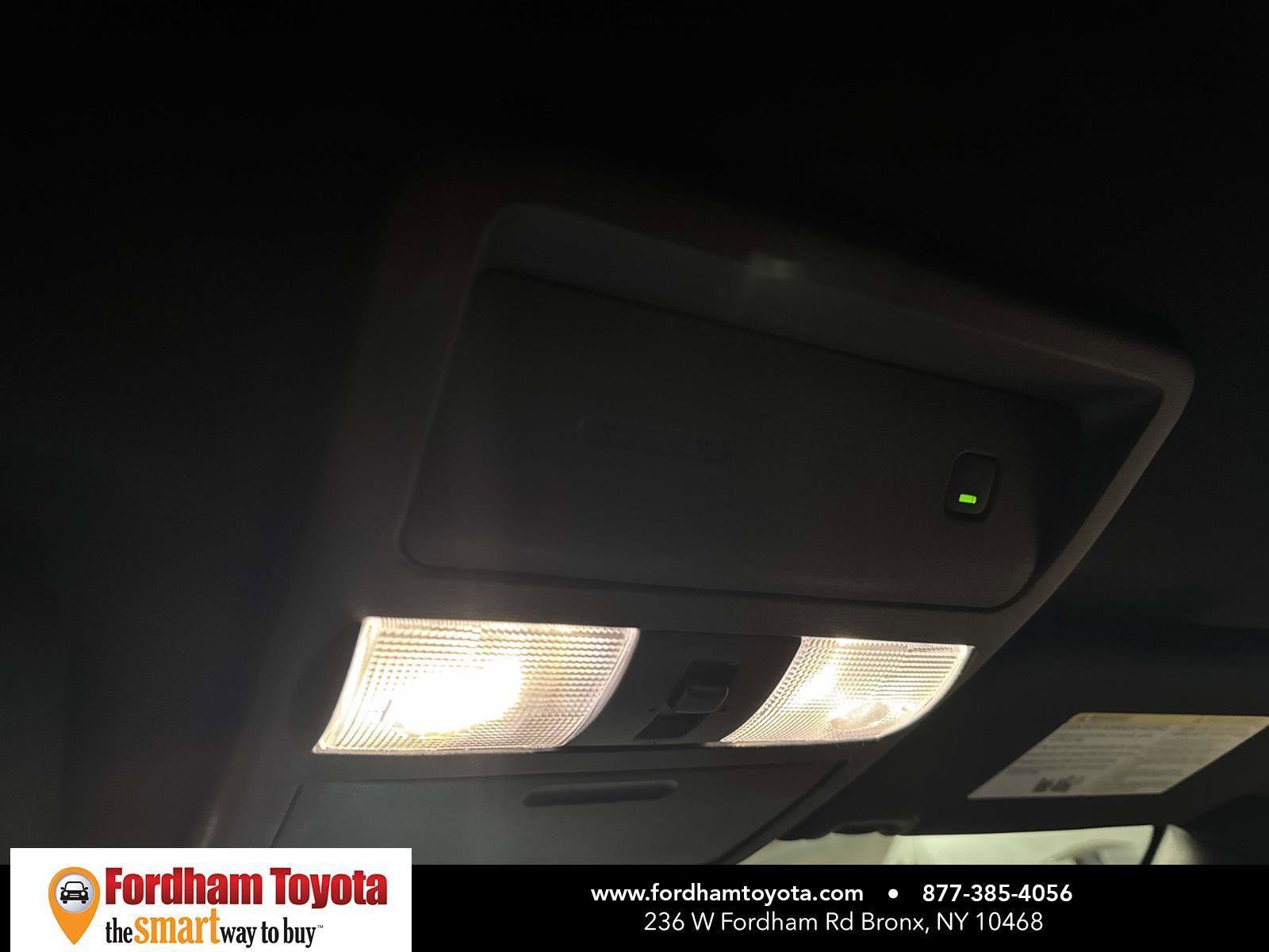 Used 2022 Nissan Frontier PRO-4X image 28