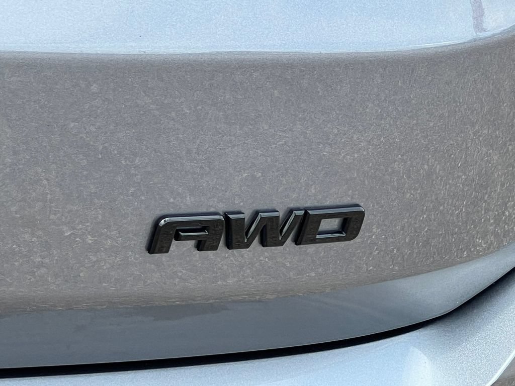 Used 2020 GMC Terrain SLE w/ Driver Convenience Package AWD/4WD image 9
