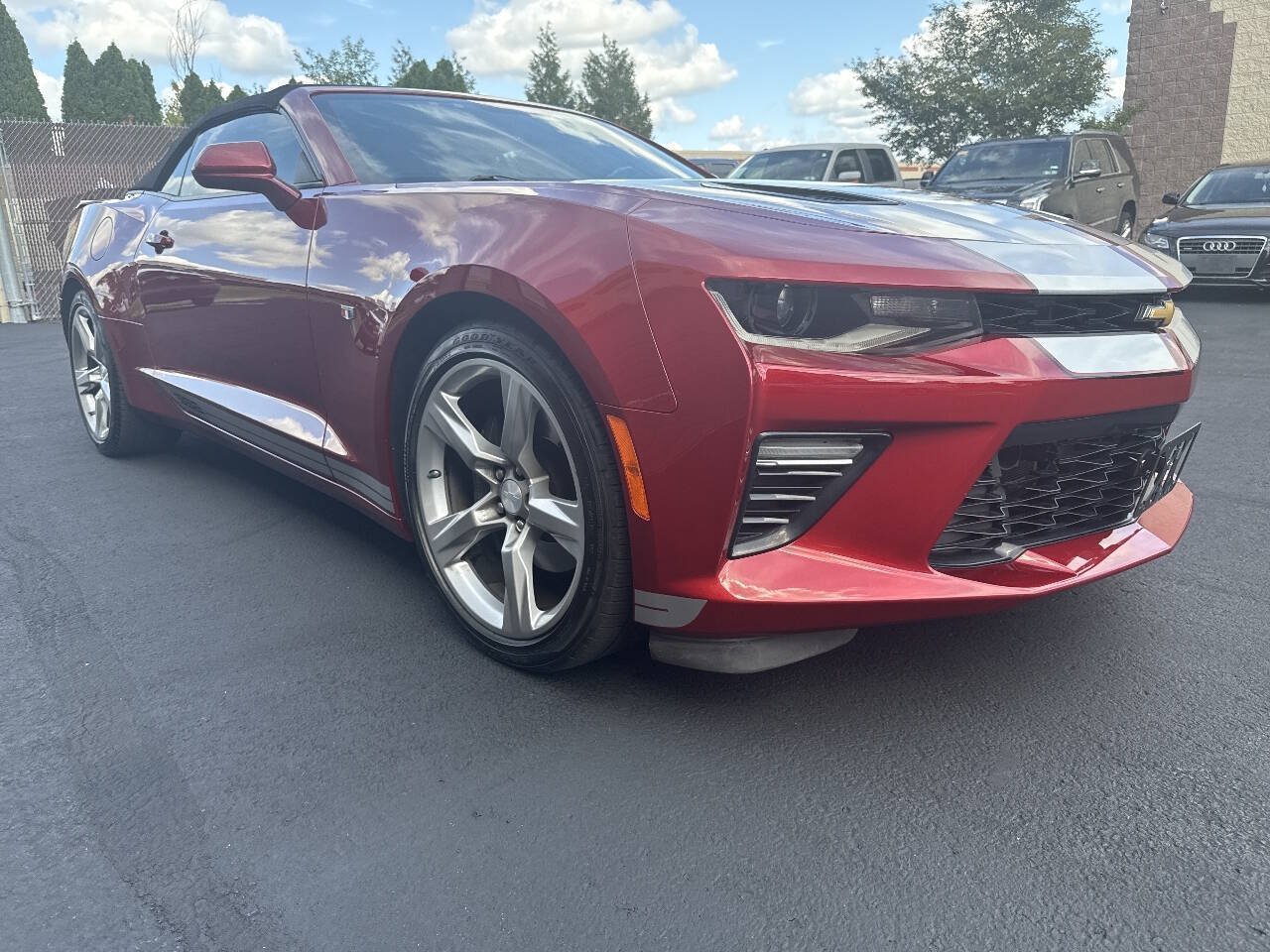 Used 2017 Chevrolet Camaro SS RWD image 6