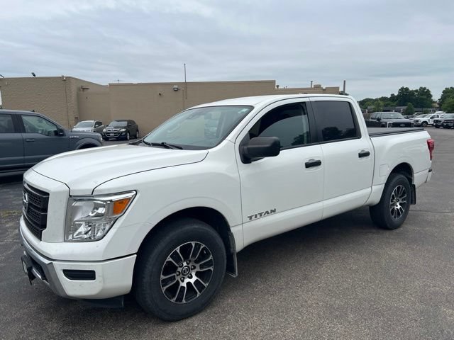 Used 2022 Nissan Titan SV