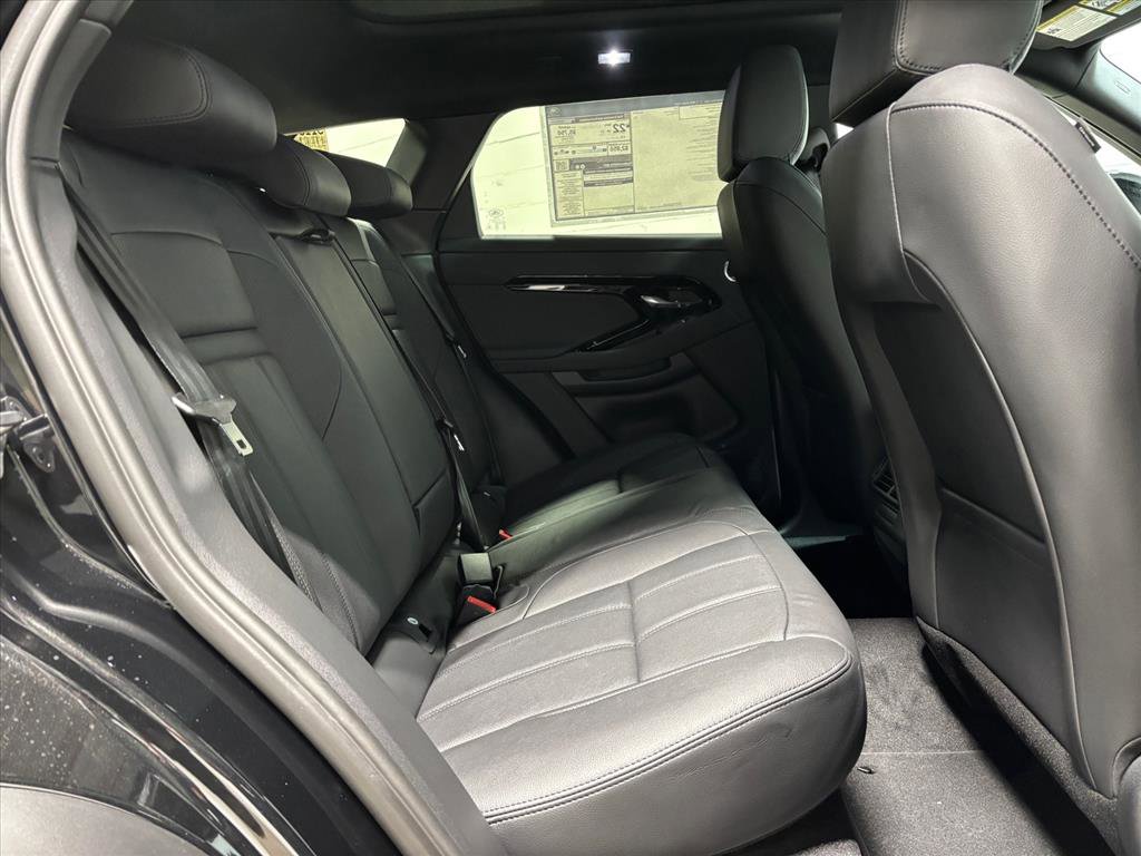 New 2026 Land Rover Range Rover Evoque Dynamic SE image 37
