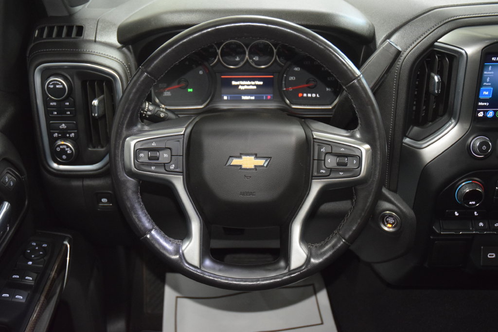 Used 2021 Chevrolet Silverado 1500 LT w/ Z71 Off-Road Package AWD/4WD image 34
