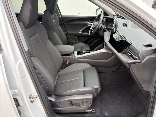 Used 2025 Audi Q5 Premium Plus AWD/4WD image 27