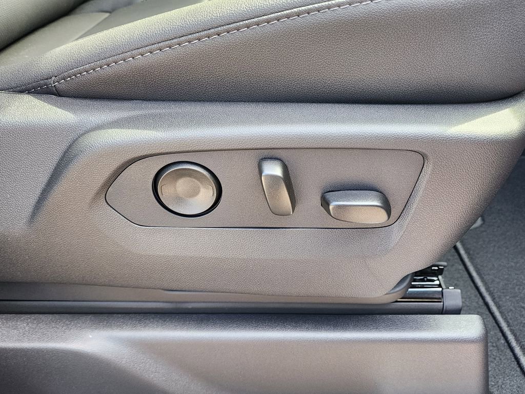 New 2026 GMC Sierra 1500 SLT w/ SLT Premium Plus Package image 39