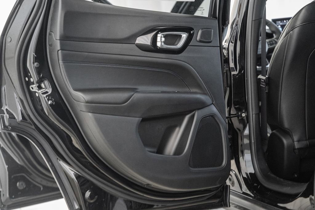 New 2025 Jeep Compass Limited w/ Sun & Sound Group image 35
