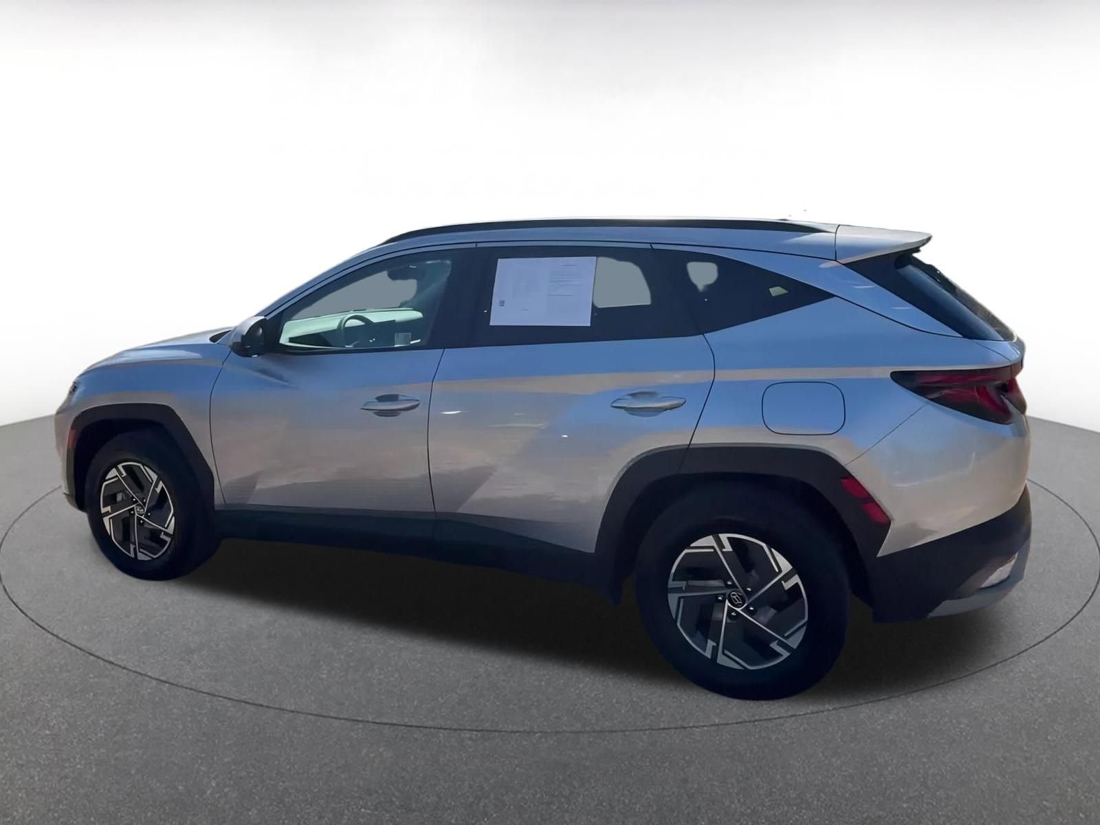 Used 2025 Hyundai Tucson Blue image 10