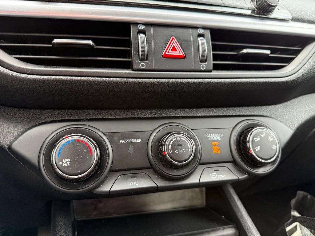 Used 2024 Kia Forte LX image 18