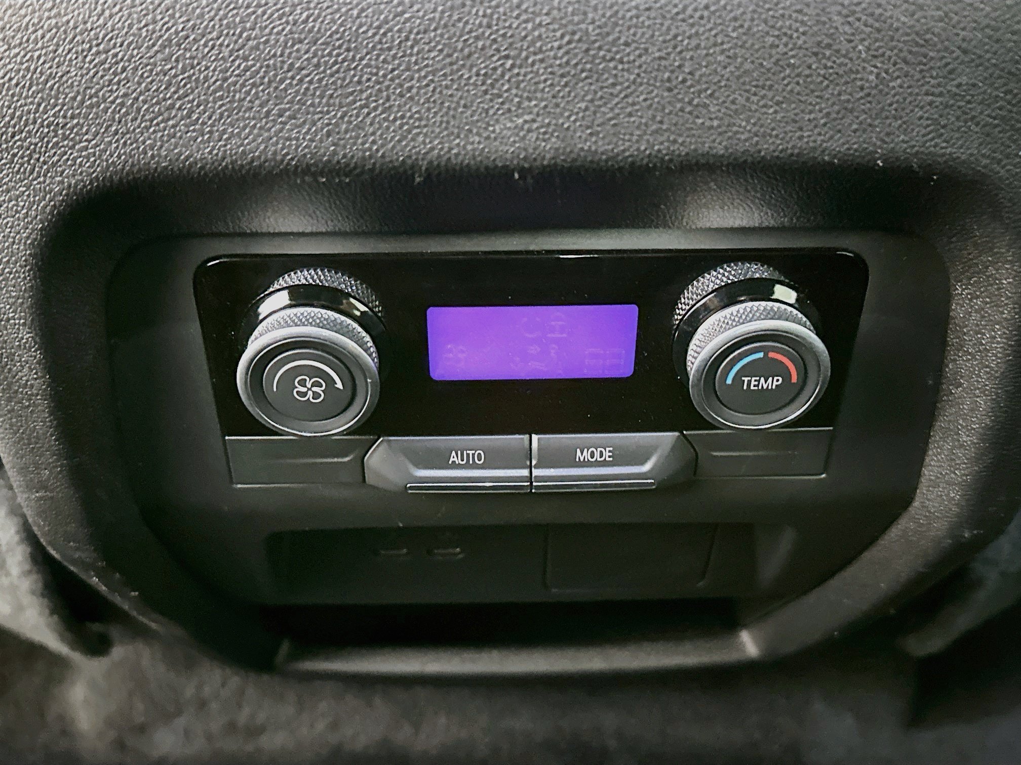 Used 2025 Buick Enclave Preferred FWD image 26