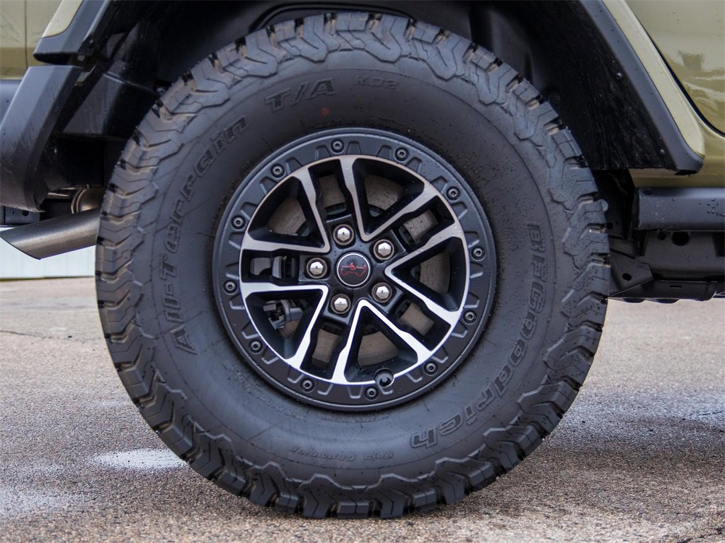 Used 2025 Jeep Wrangler Unlimited Rubicon image 9