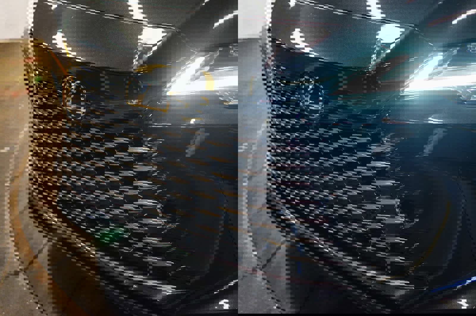 Used 2024 Lexus RX 450h Luxury w/ Convenience Package image 8