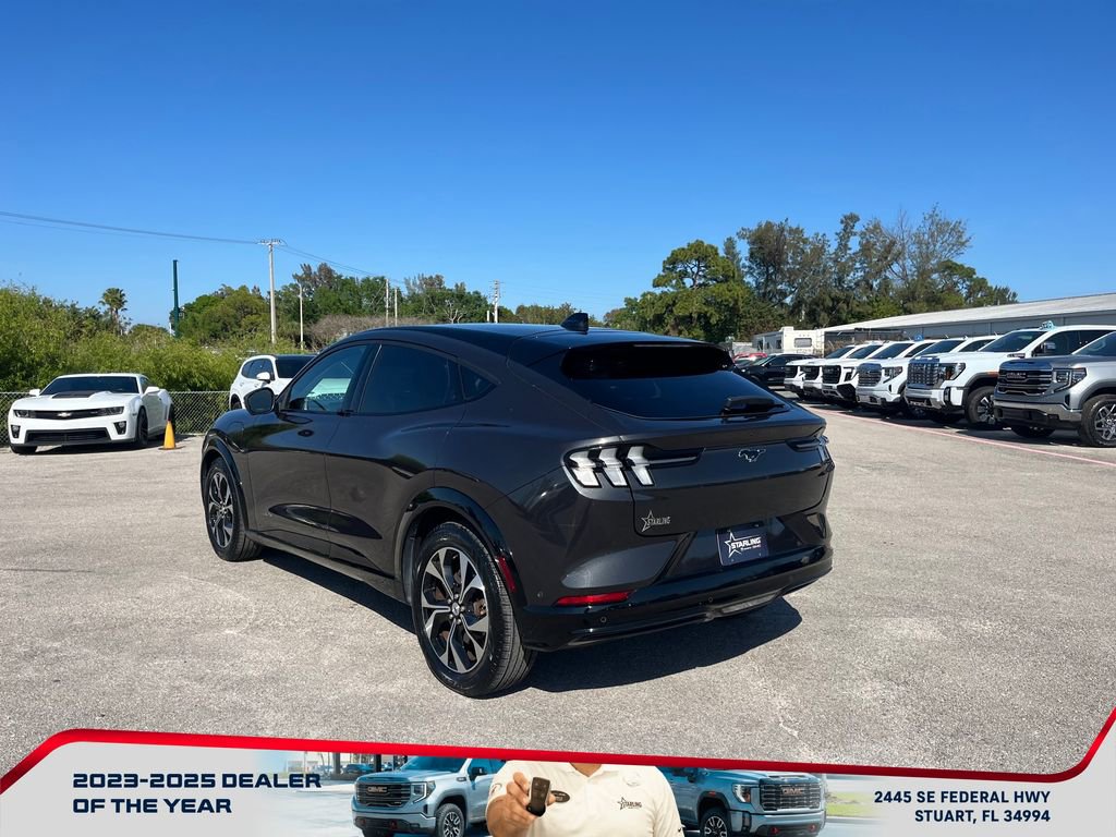 Used 2022 Ford Mustang Mach-E Premium image 5