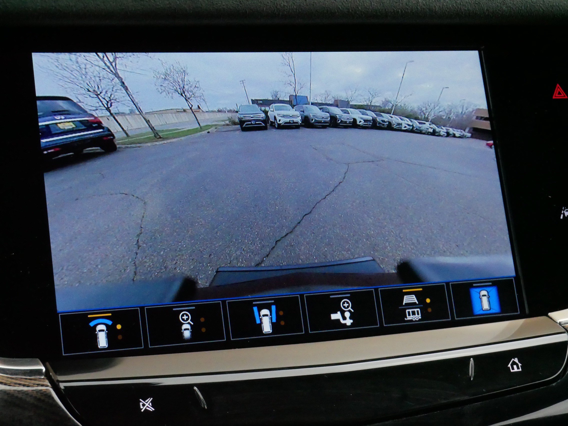 Used 2022 Cadillac XT6 Premium Luxury w/ Platinum Package AWD/4WD image 30