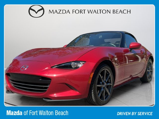 Used 2017 MAZDA MX-5 Miata Grand Touring RWD image 3