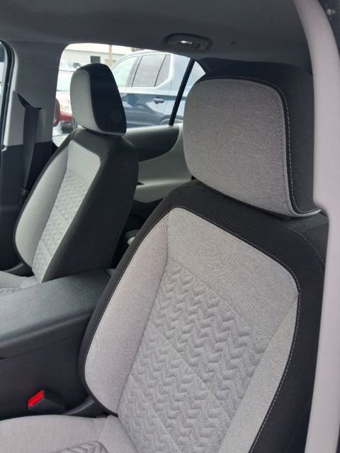 Used 2024 Chevrolet Equinox LS FWD image 3