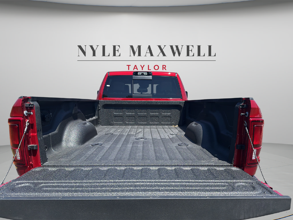New 2027 RAM 3500 Laramie w/ Night Edition AWD/4WD image 33