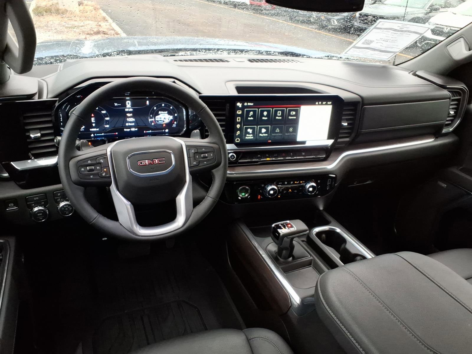 Used 2024 GMC Sierra 1500 SLT w/ SLT Convenience Package image 5