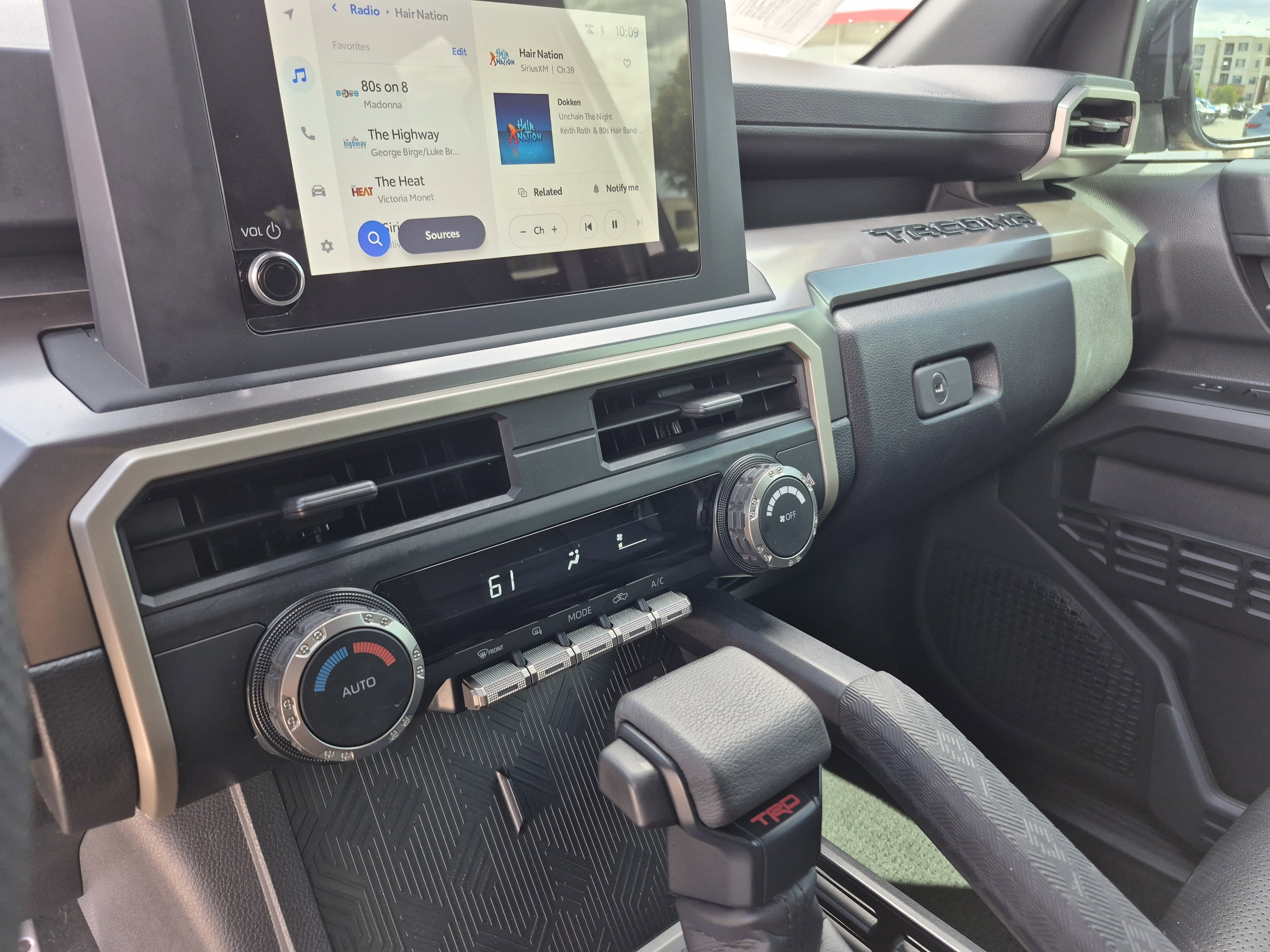 Certified 2025 Toyota Tacoma TRD Sport AWD/4WD image 11