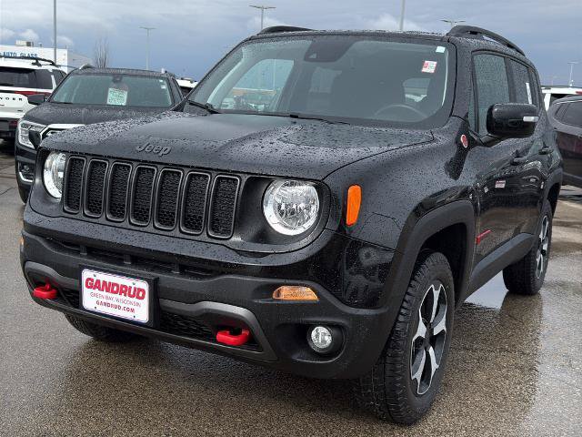 Used 2022 Jeep Renegade Trailhawk w/ Trailer Tow Group AWD/4WD image 2